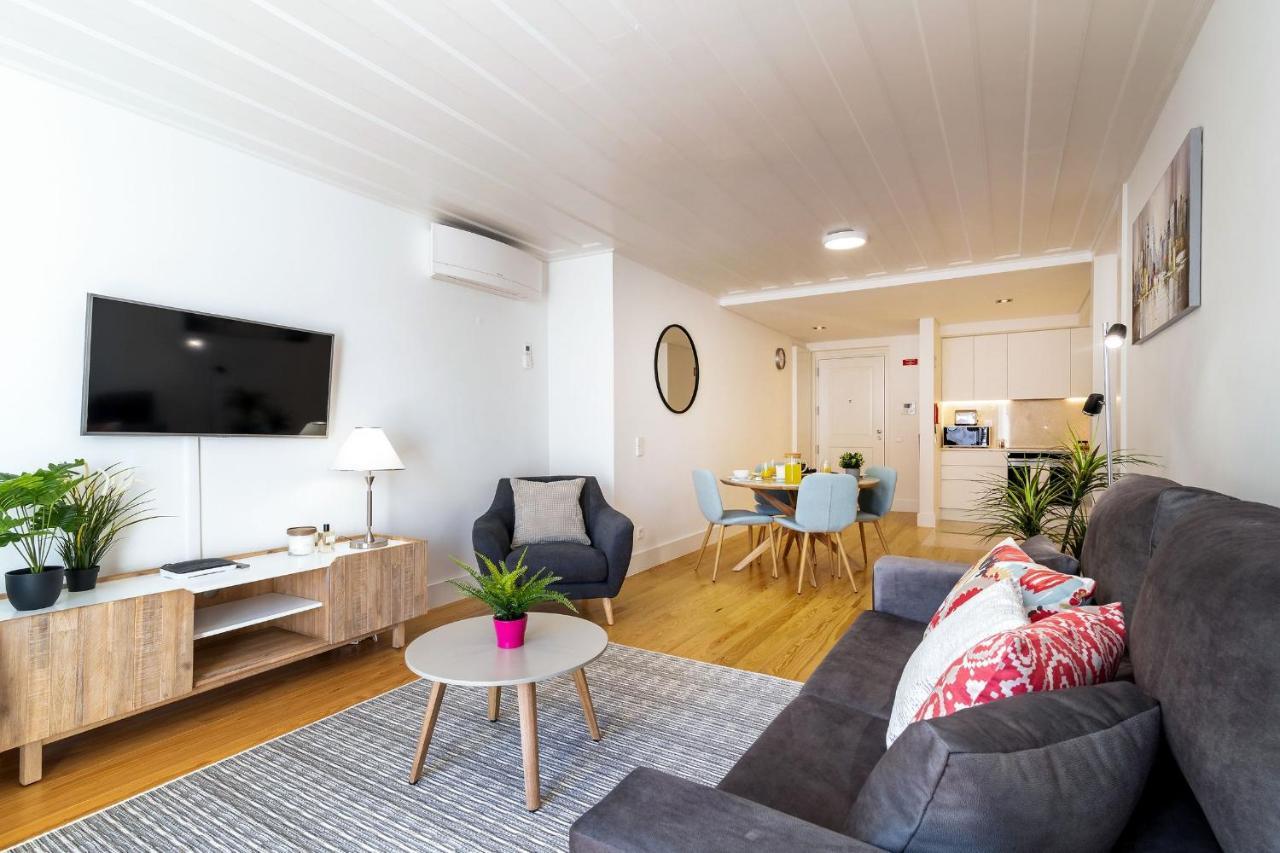 Amazing 1Bdr Apartment In Chiado By Lovelystay Lisboa Eksteriør bilde